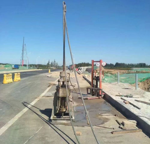 麒麟公路高聚物注浆加固